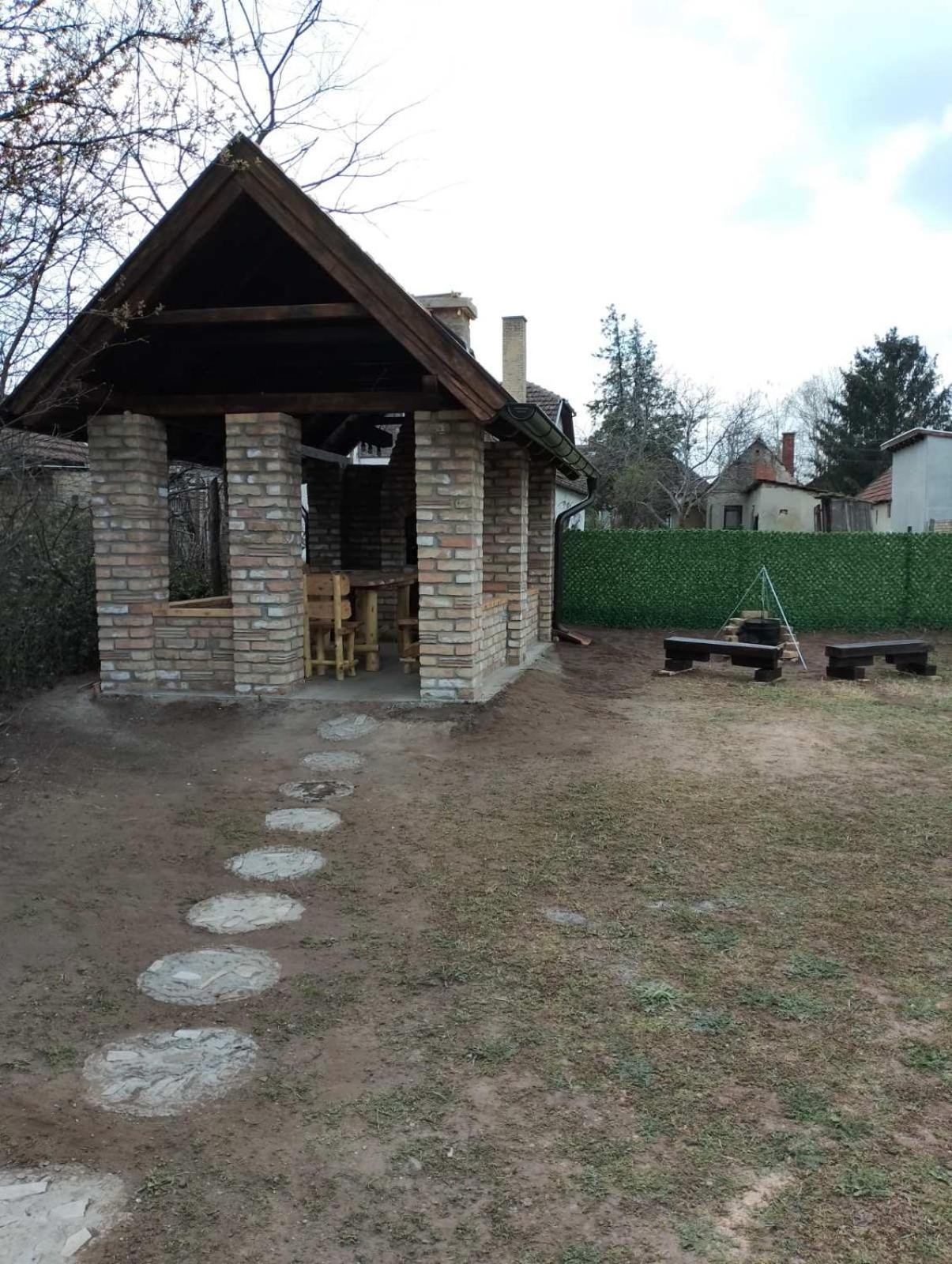 Apartman Dve Lipe Palić Exterior foto