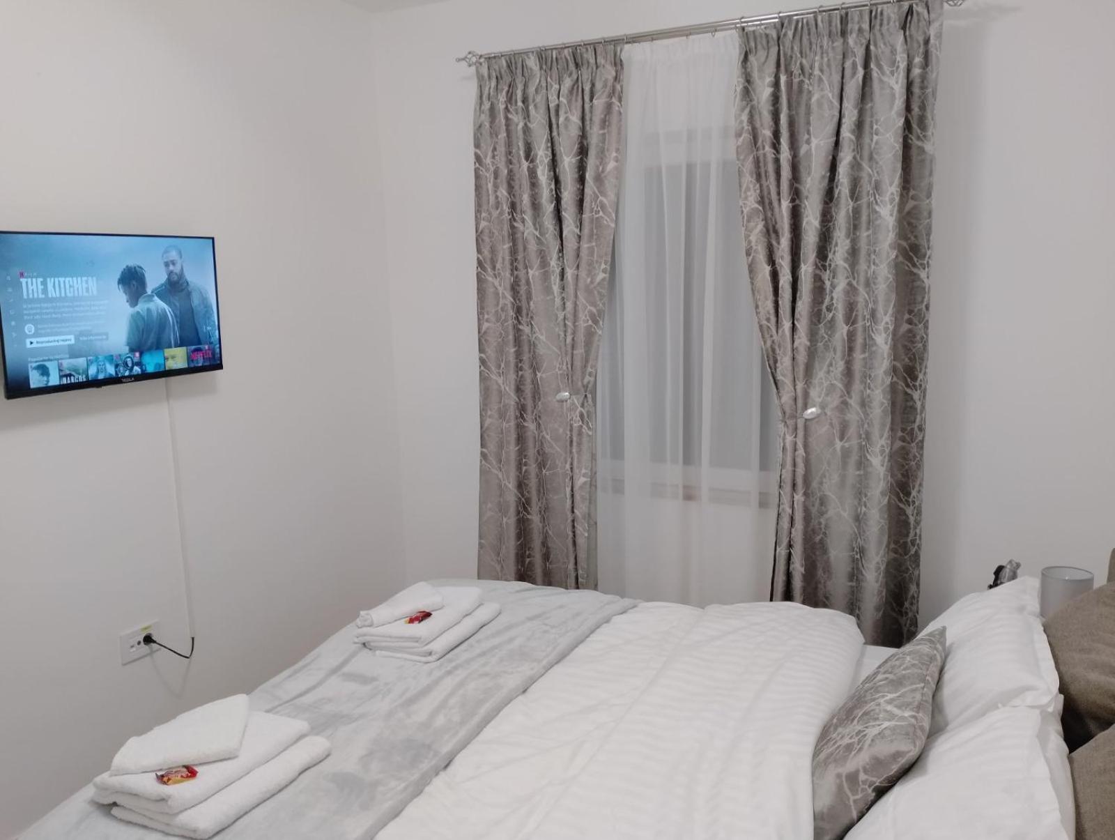 Apartman Dve Lipe Palić Exterior foto