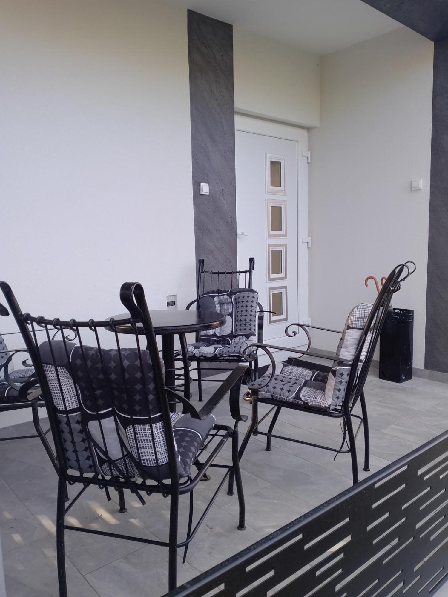 Apartman Dve Lipe Palić Exterior foto